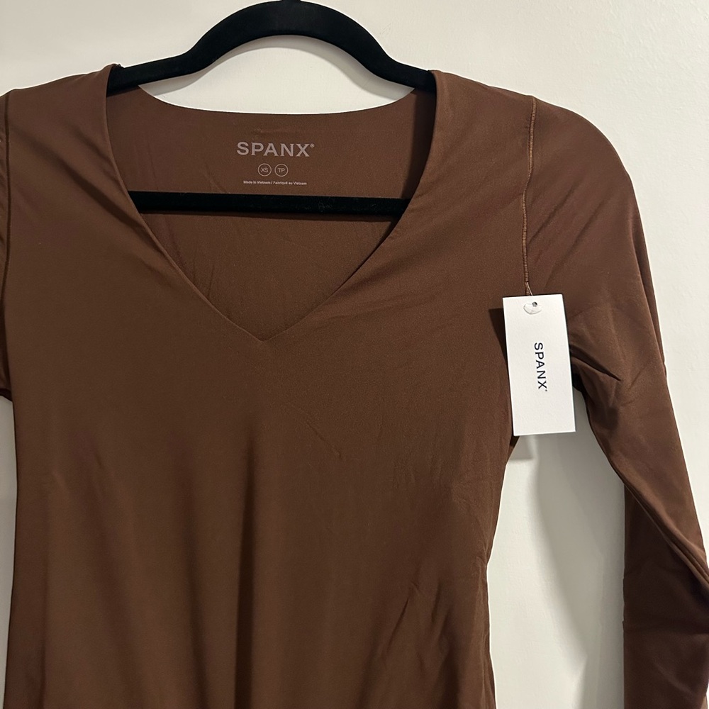 SPANX v neck bodysuit